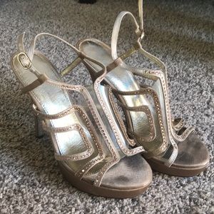 Adriana Papell gold stilettos